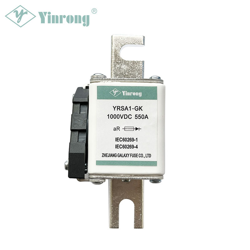 1000V DIN Blade Square Body عالية السرعة فيوز